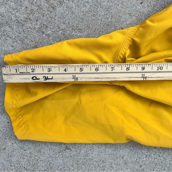 Men's Outerknown Shorts Yellow Swim Trunks NO SIZE Pockets Surf Beach Outdoor - Picture 15 of 15